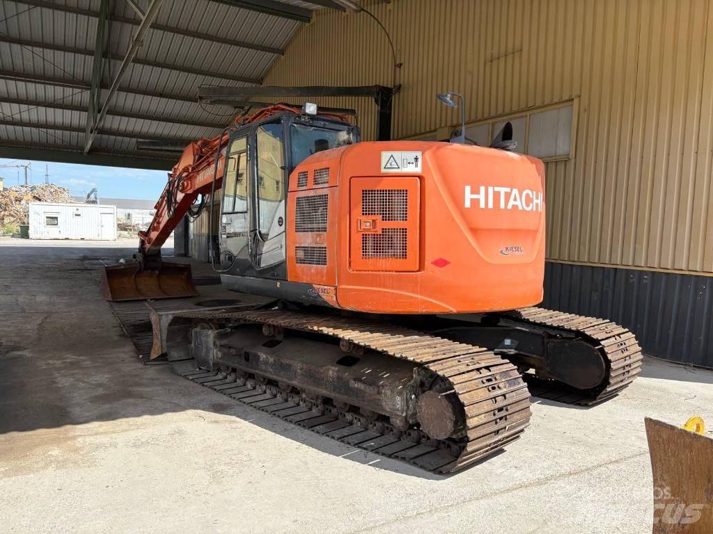 Hitachi ZX 225 Rupsgraafmachines