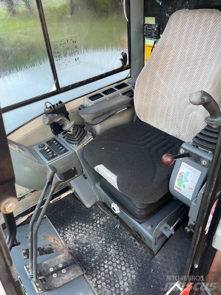 Terex TC125 Rupsgraafmachines