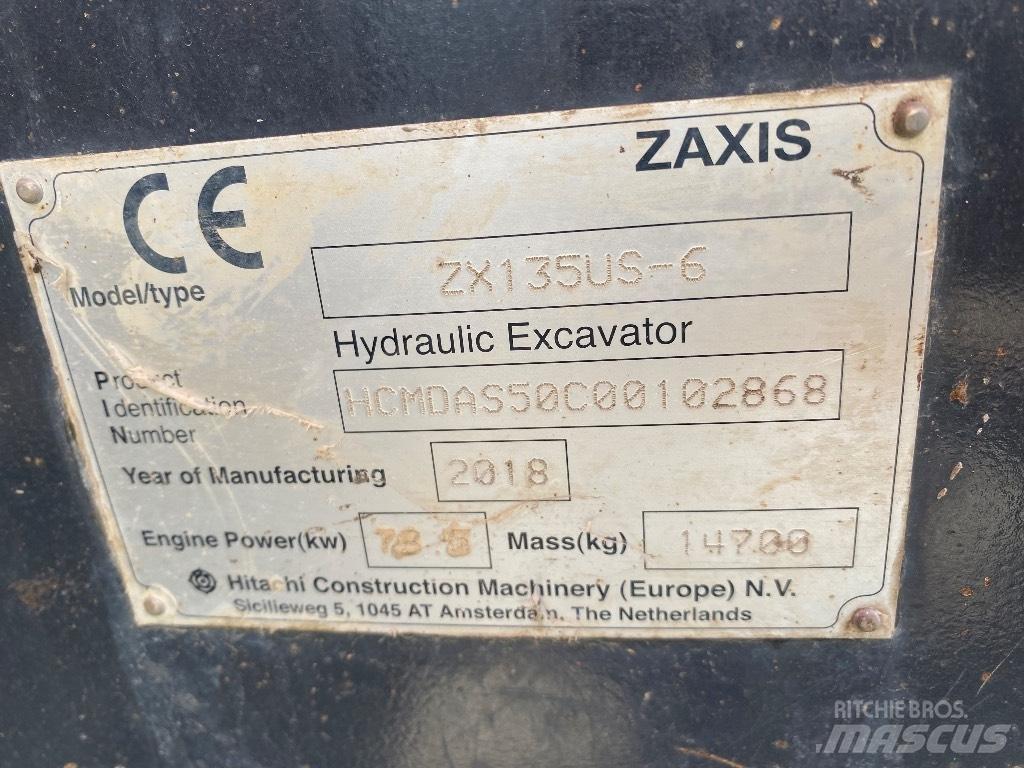 Hitachi ZX 135 US-6 Rupsgraafmachines