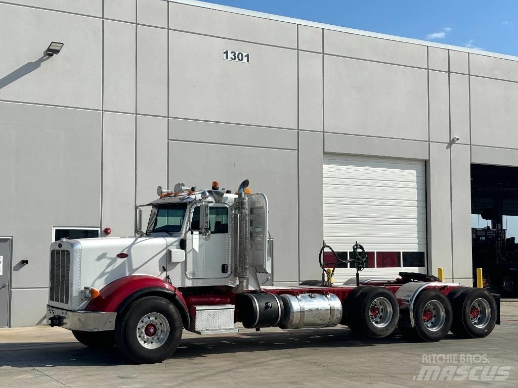 Peterbilt 367 Trekkers