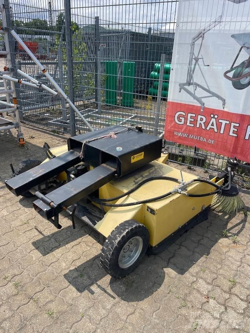  1505 Veegwagens