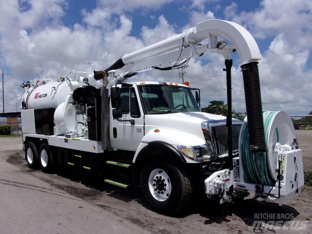 International 7400 Kolkenzuigers