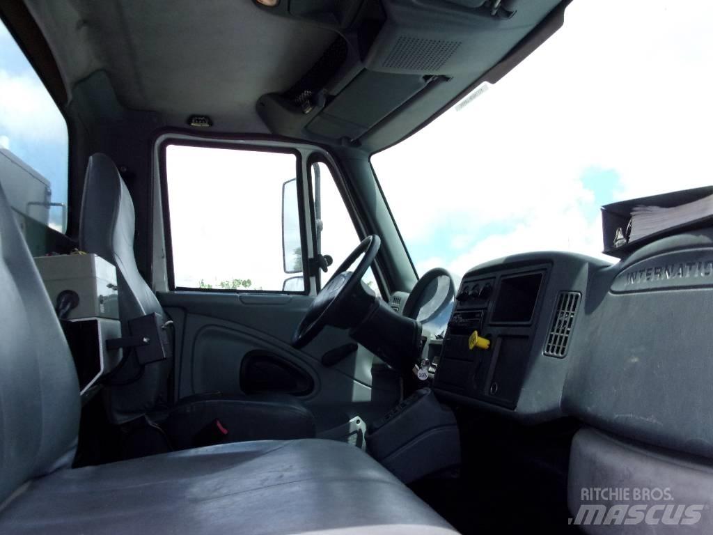 International 7400 Kolkenzuigers