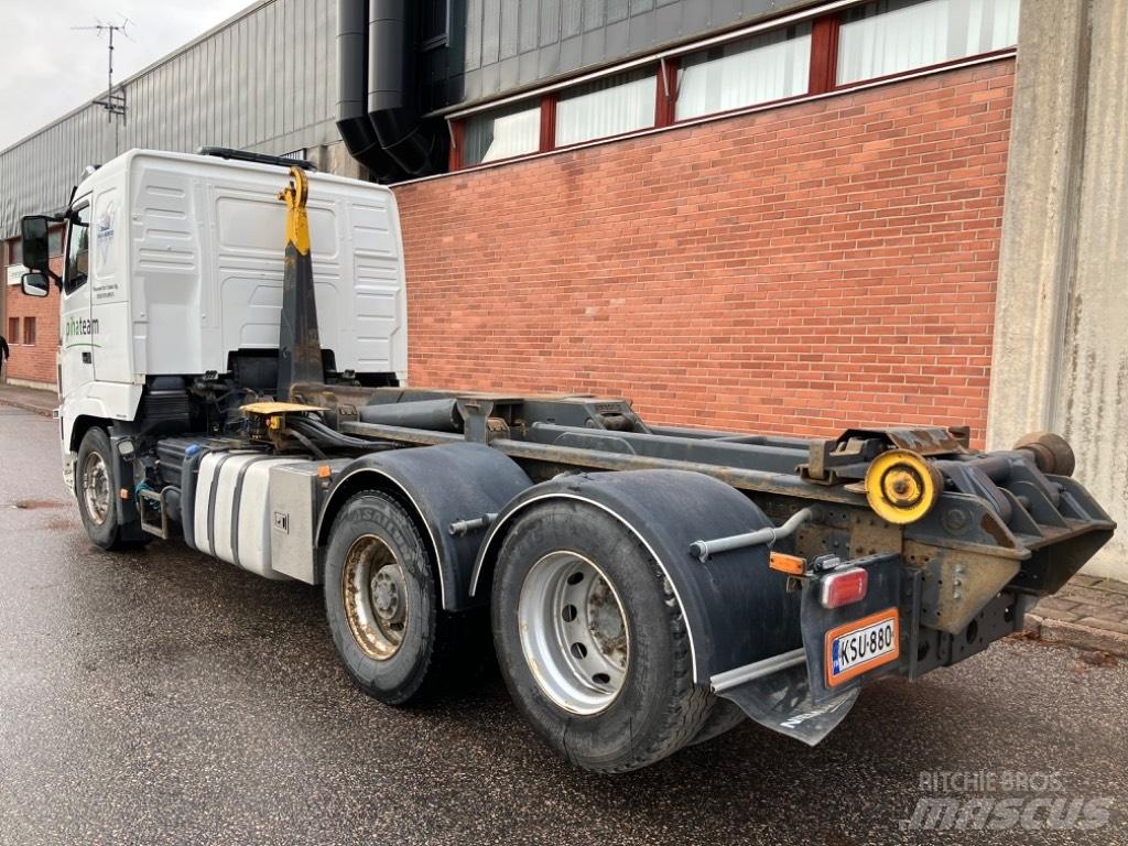 Volvo FH 550 Vrachtwagen met containersysteem