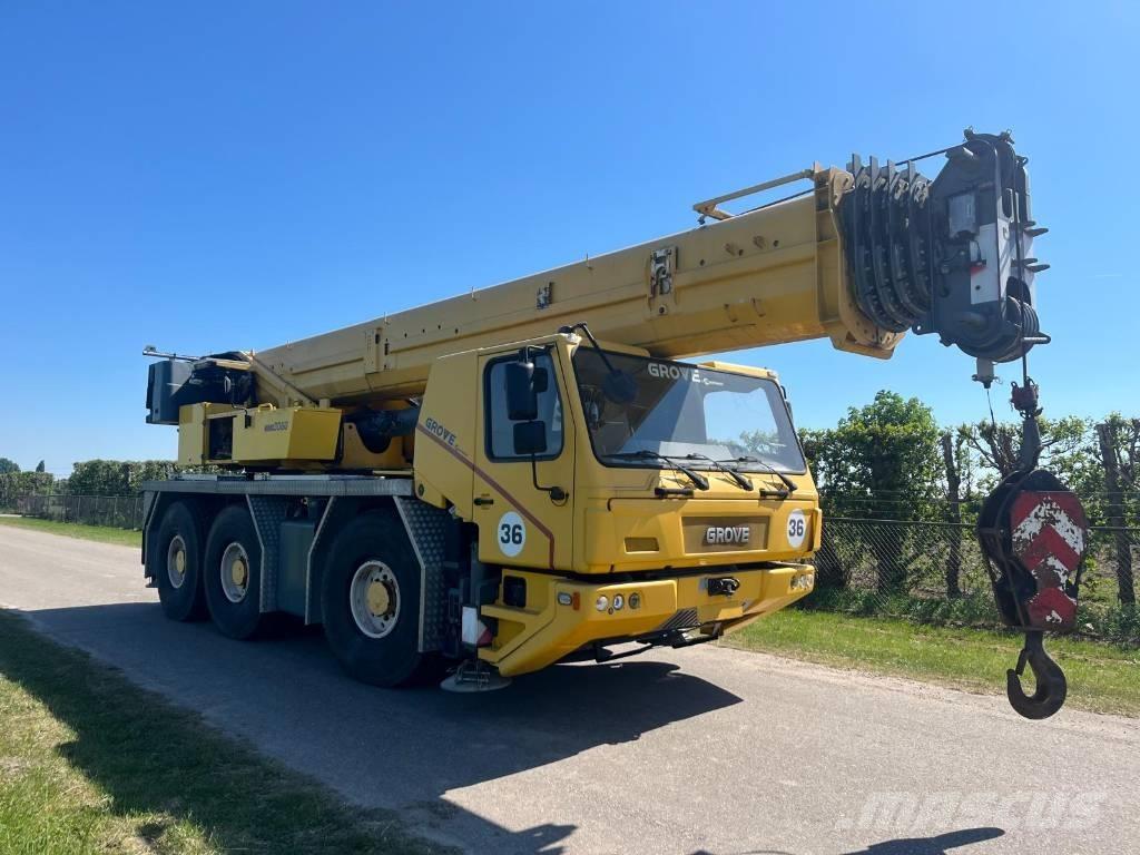 Grove GMK 3060 Kranen voor alle terreinen