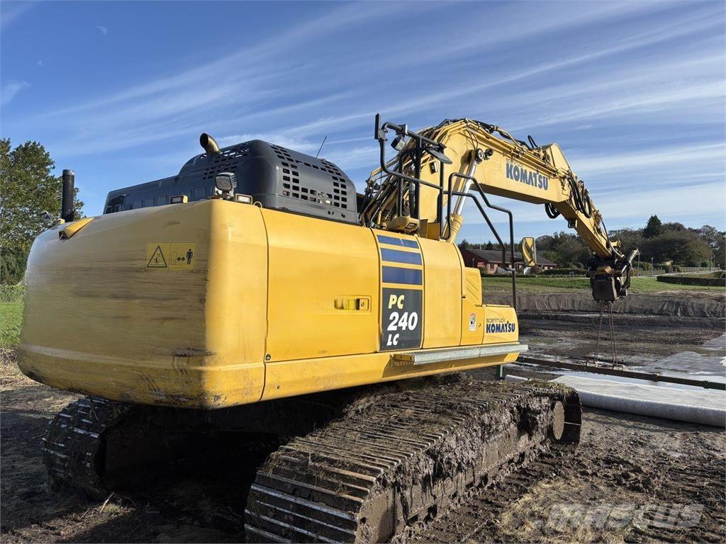 Komatsu PC240LC-11 Rupsgraafmachines
