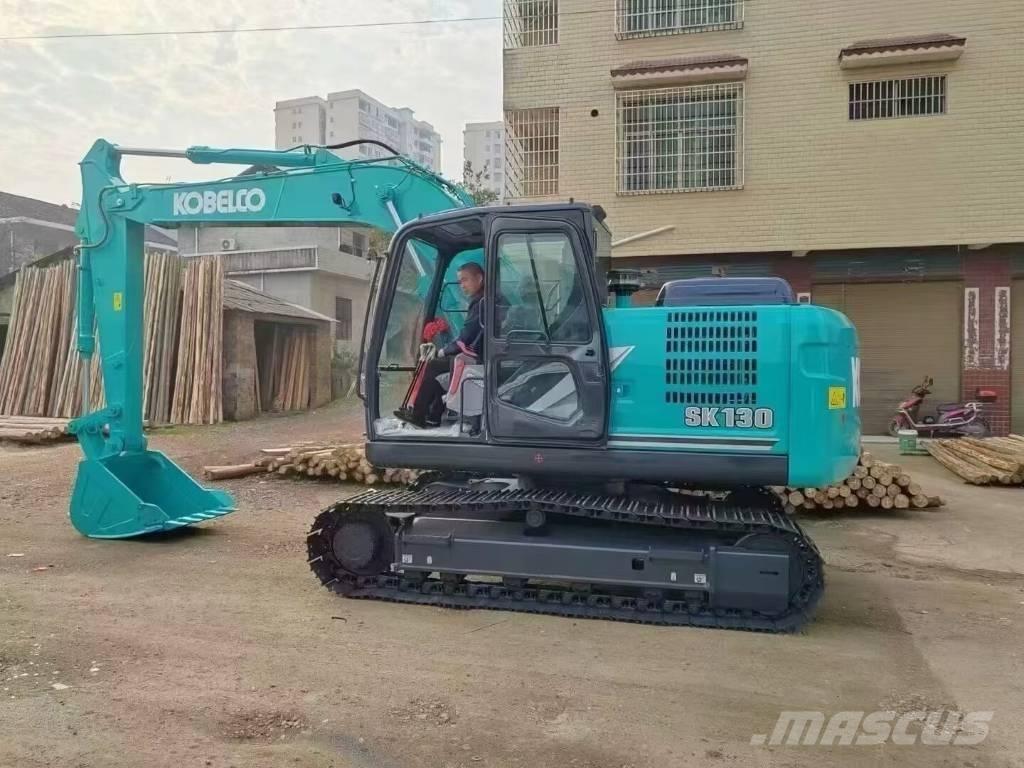 Kobelco SK130-11 Midigraafmachines 7t - 12t
