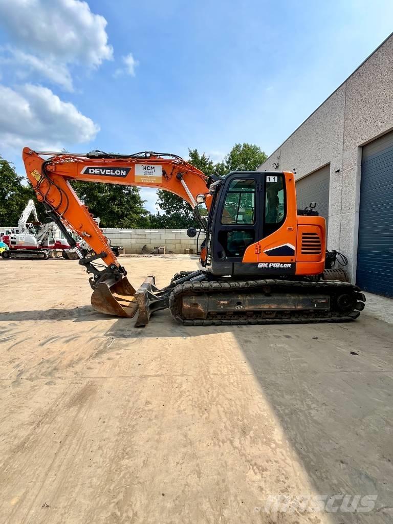 Develon DX 140 LCR-7 Rupsgraafmachines