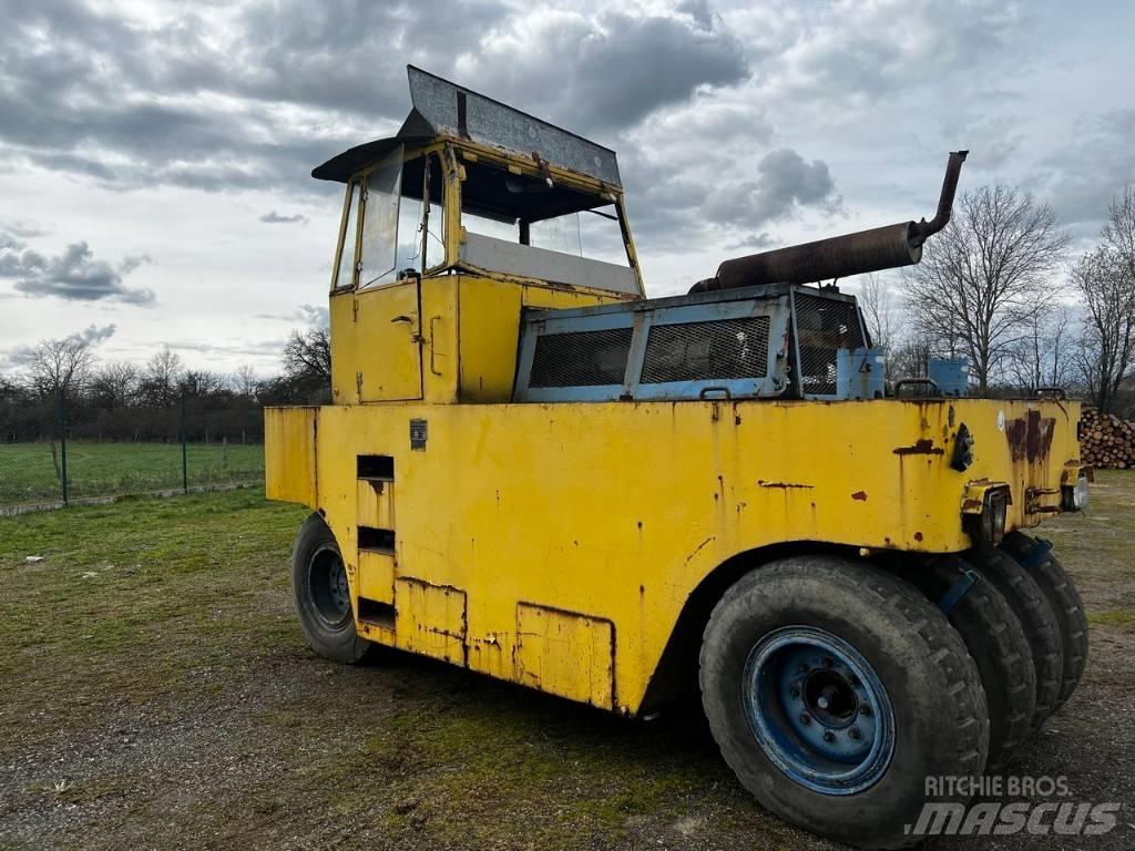 Hamm GRW 10 Bandenwalsen