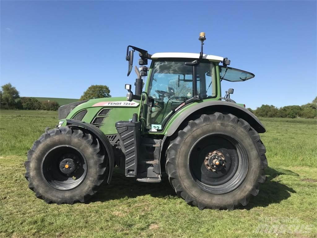 Fendt 724 Vario Tractoren
