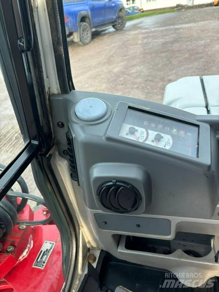 Takeuchi TB 250 Minigraafmachines < 7t