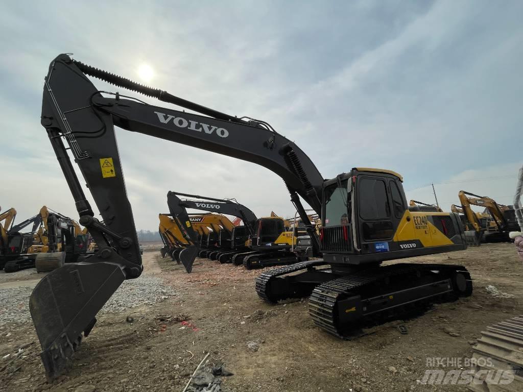 Volvo EC240D Rupsgraafmachines