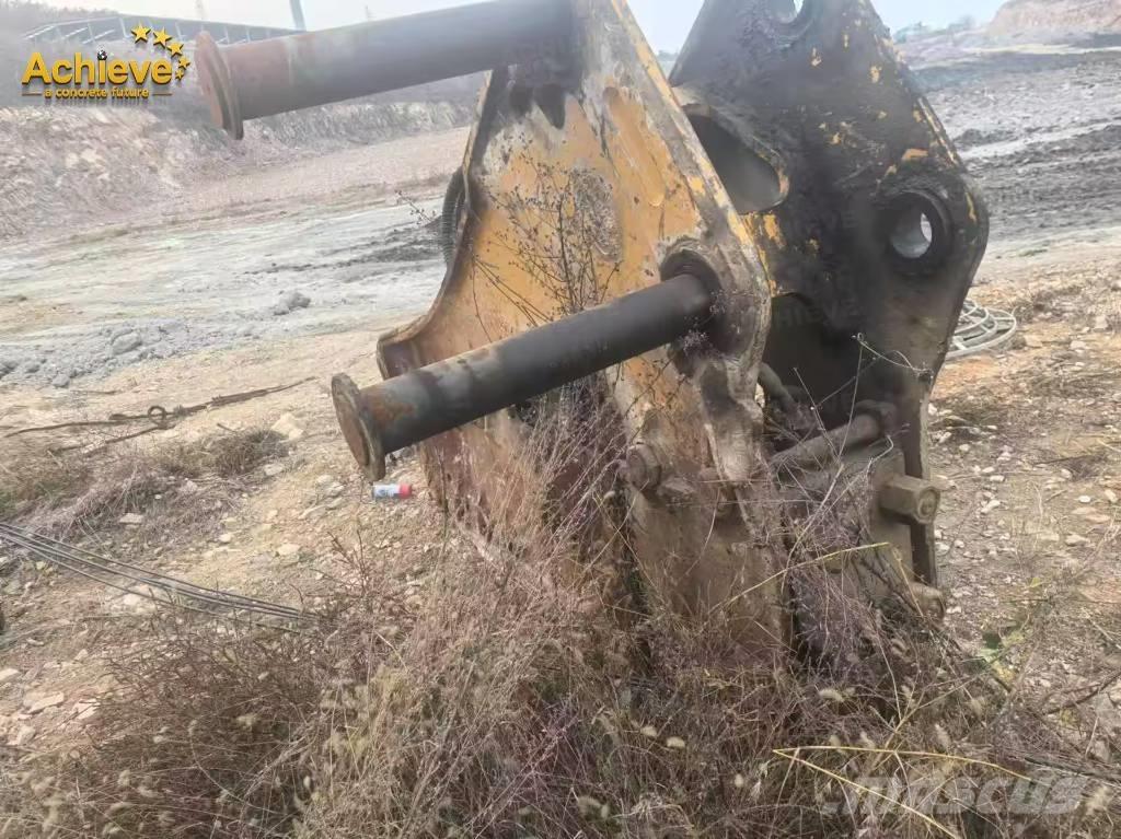 CAT 374 F Rupsgraafmachines