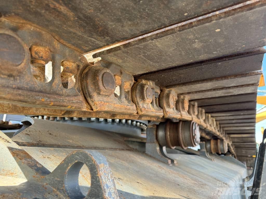 Liebherr R 956 LC Rupsgraafmachines
