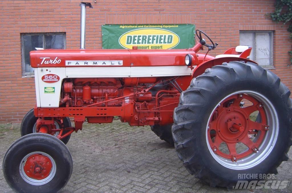 Farmall 560 Tractoren