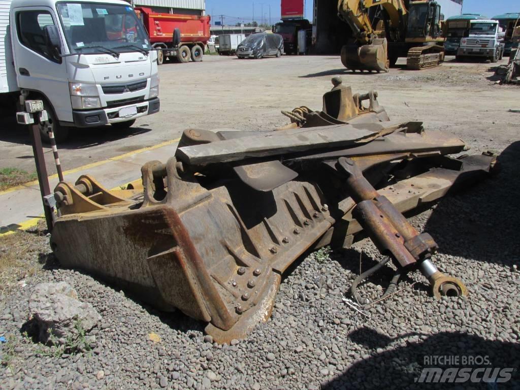 CAT D8T-15 Rupsdozers