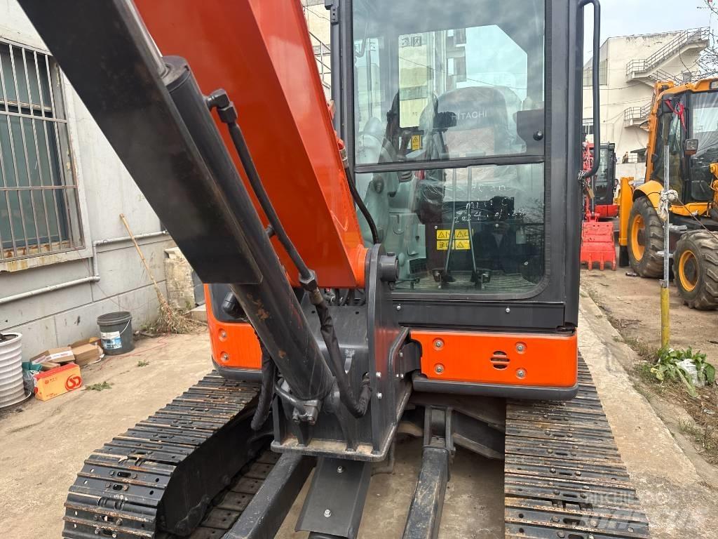 Hitachi ZX68USR-5A Minigraafmachines < 7t