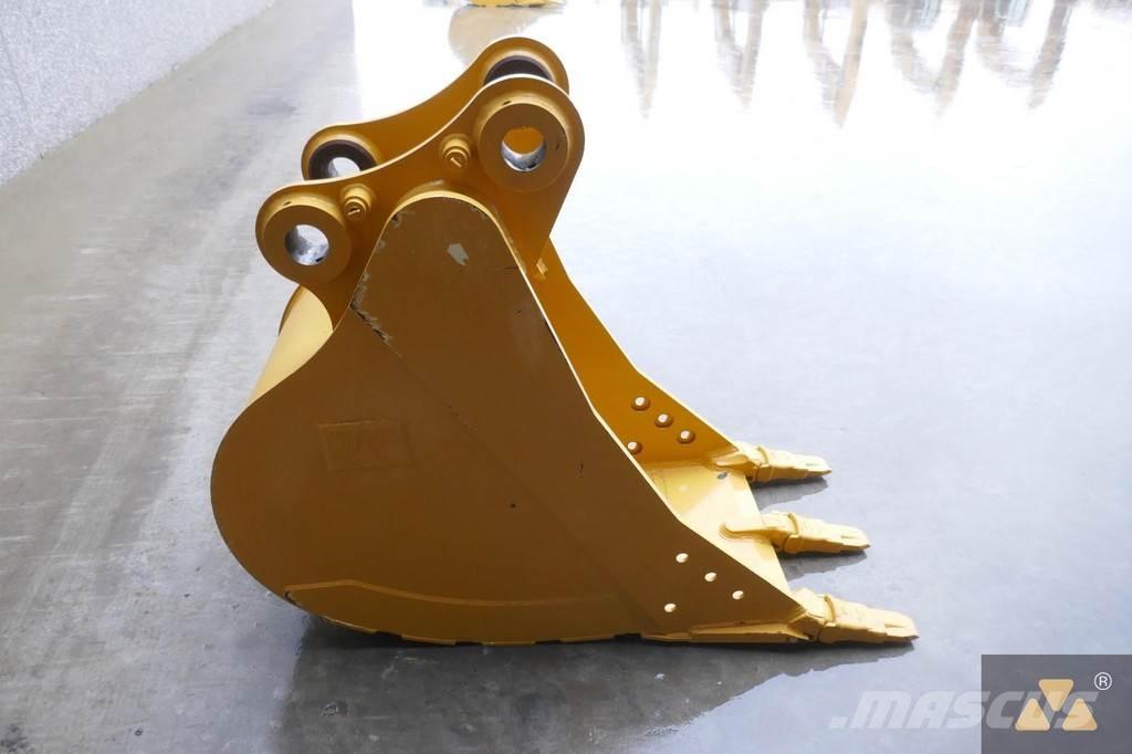 CAT 320 Bucket Bakken