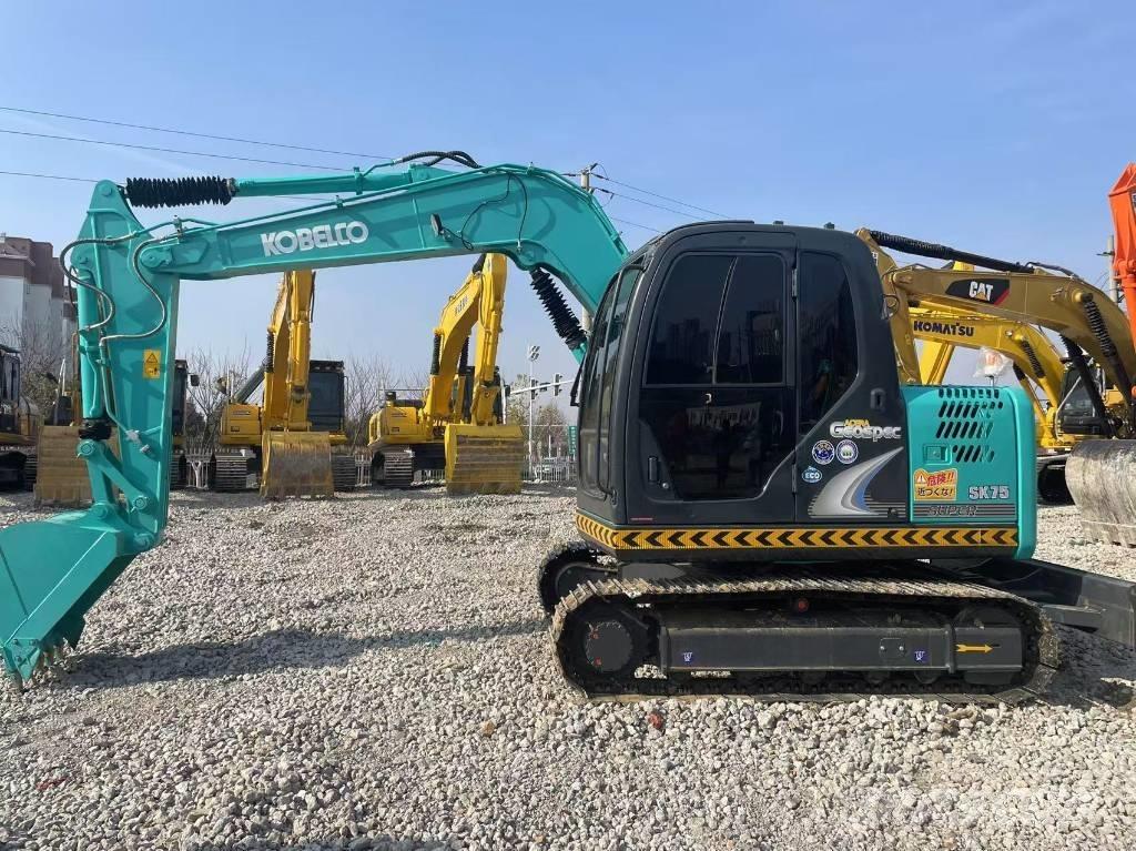 Kobelco SK 75 Rupsgraafmachines