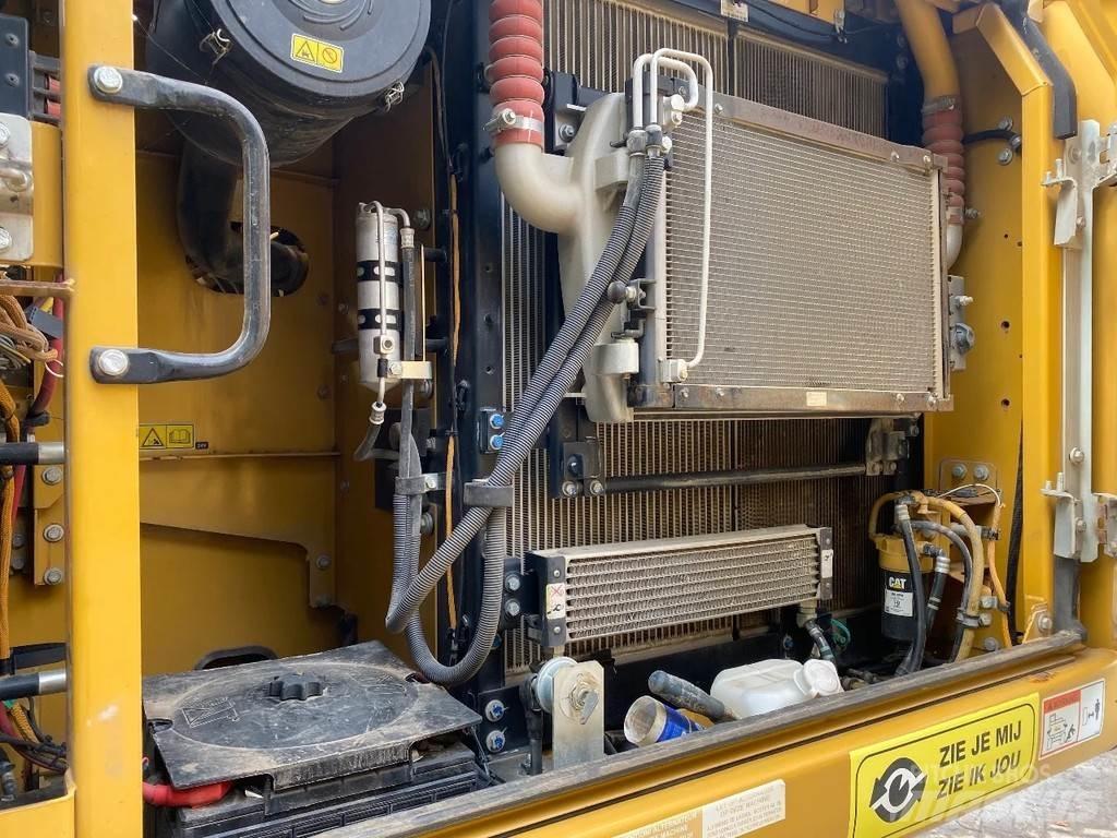 CAT 323E Rupsgraafmachines
