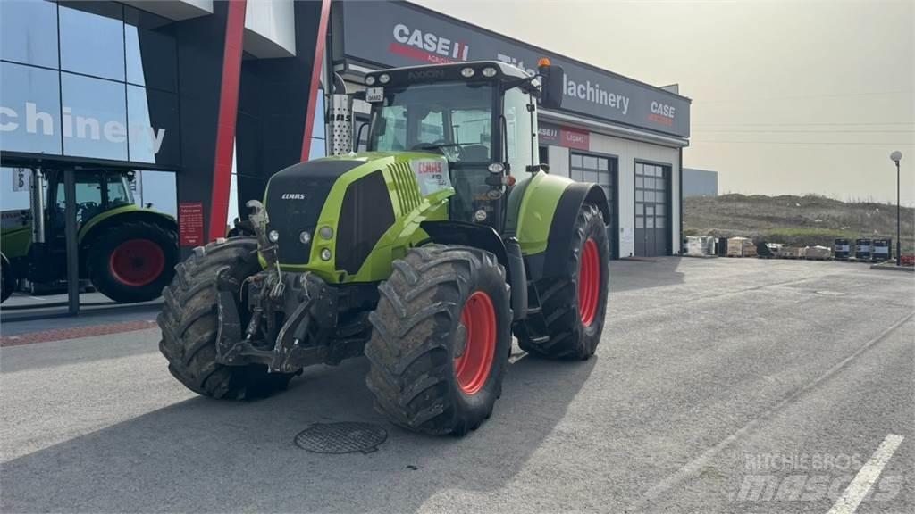 CLAAS Axion 820 Tractoren