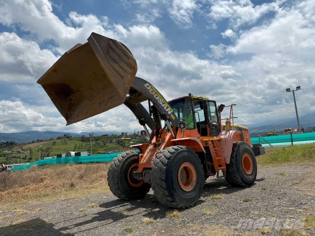 Doosan DL420A Wielladers