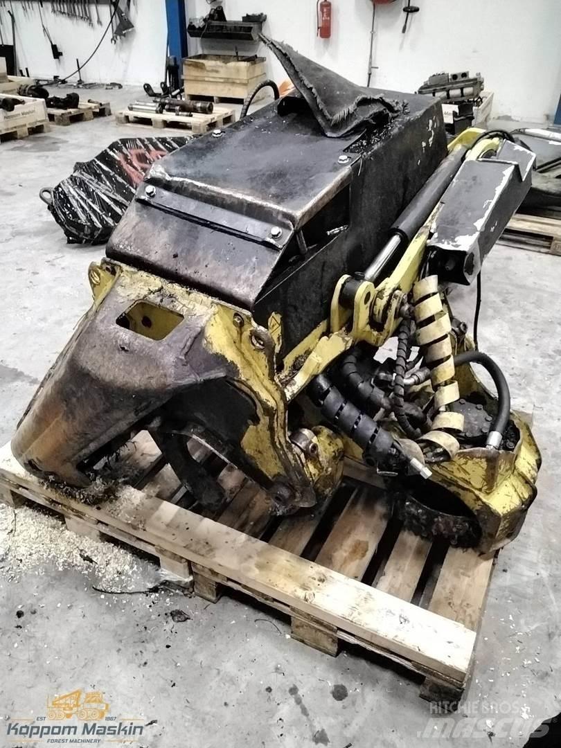 John Deere H414 Boomvelkoppen