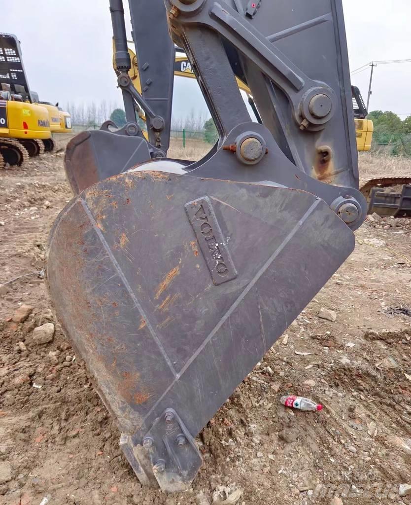Volvo EC290 Rupsgraafmachines