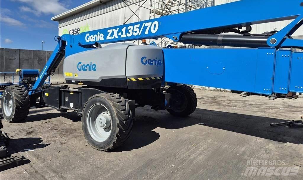 Genie ZX 135/70 Knikarmhoogwerkers