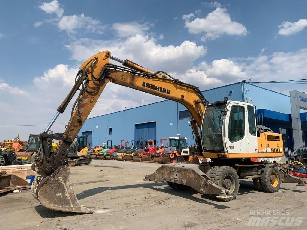 Liebherr A 900 C Wielgraafmachines
