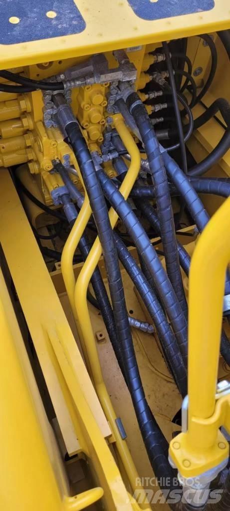 Komatsu 210LC-8 Rupsgraafmachines