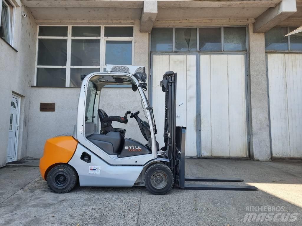 Still RX70-30 Diesel heftrucks