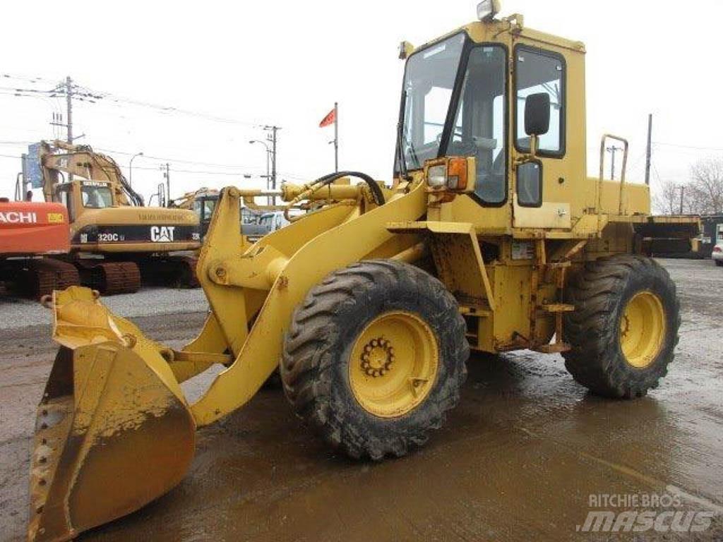 Komatsu WA100-1 Wielladers