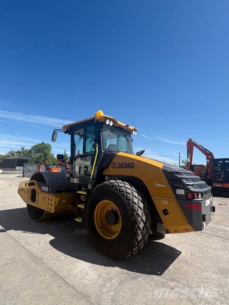 XCMG XS135 Trilrolwalsen
