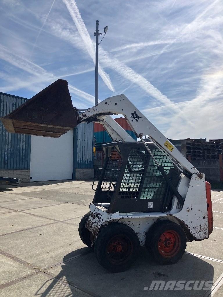 Bobcat S 100 Schrankladers