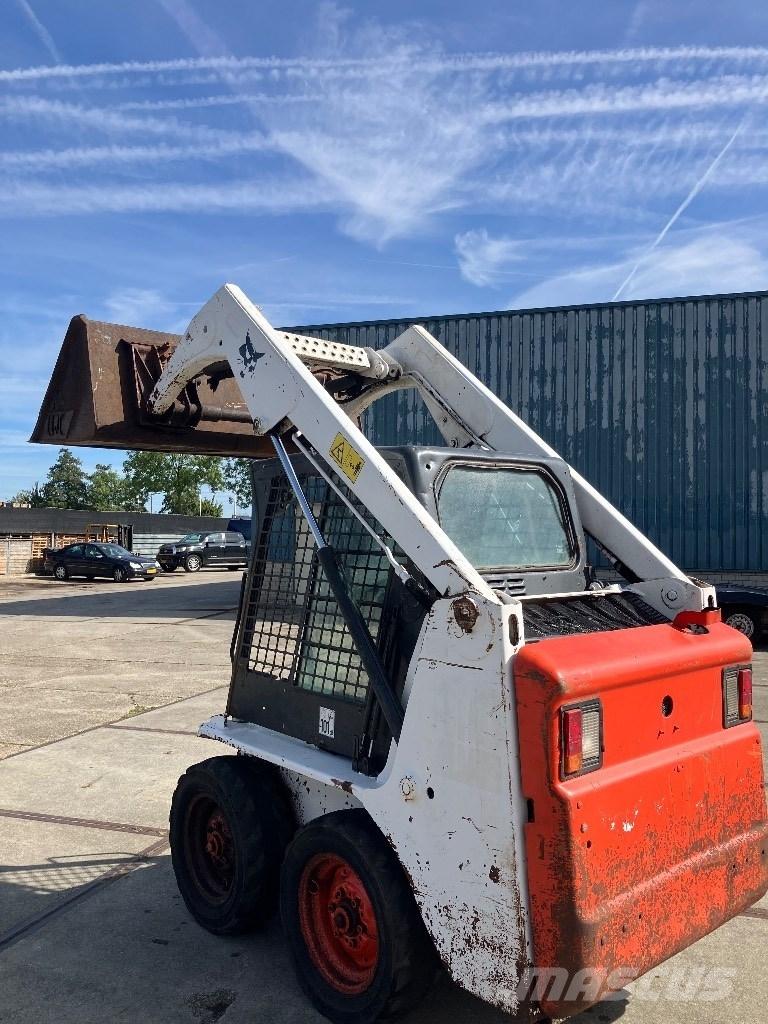 Bobcat S 100 Schrankladers