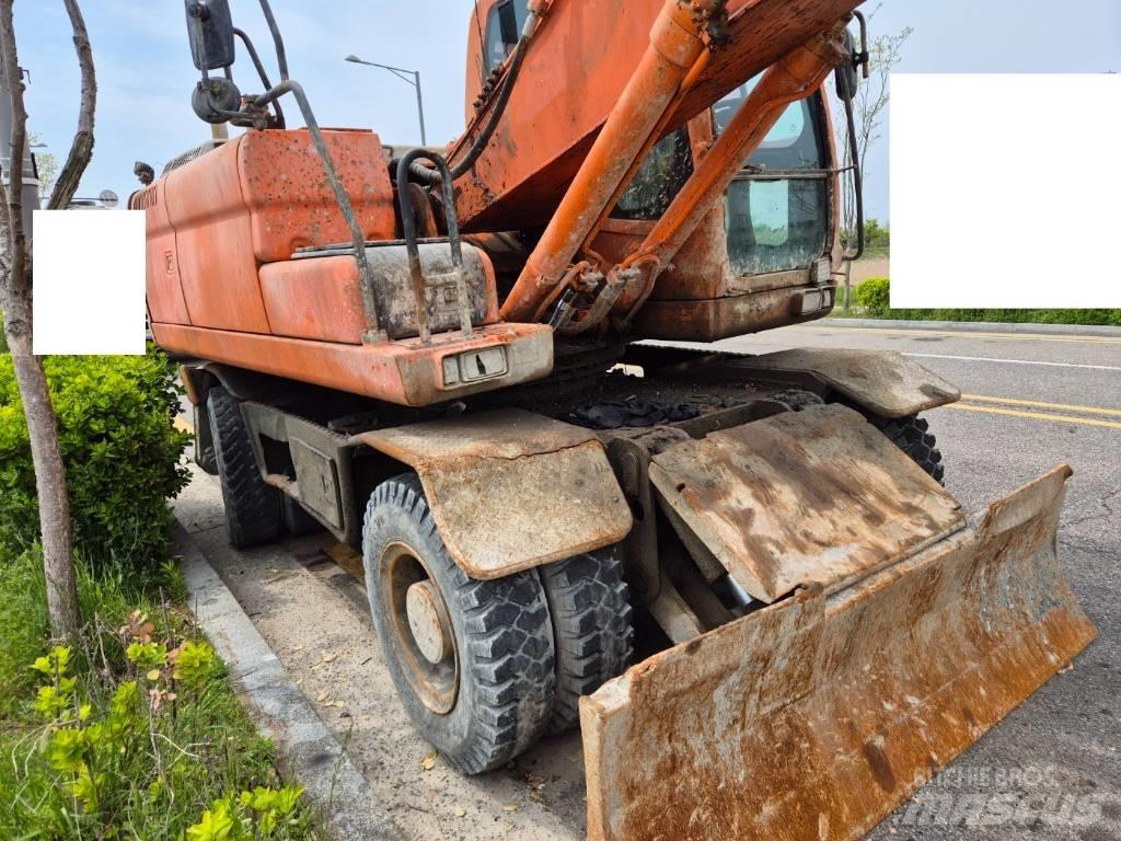 Doosan DX210WA Wielgraafmachines