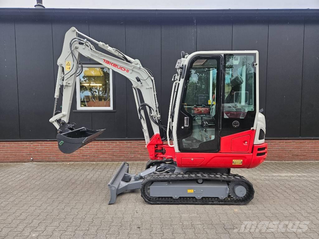Takeuchi TB 230 Minigraafmachines < 7t