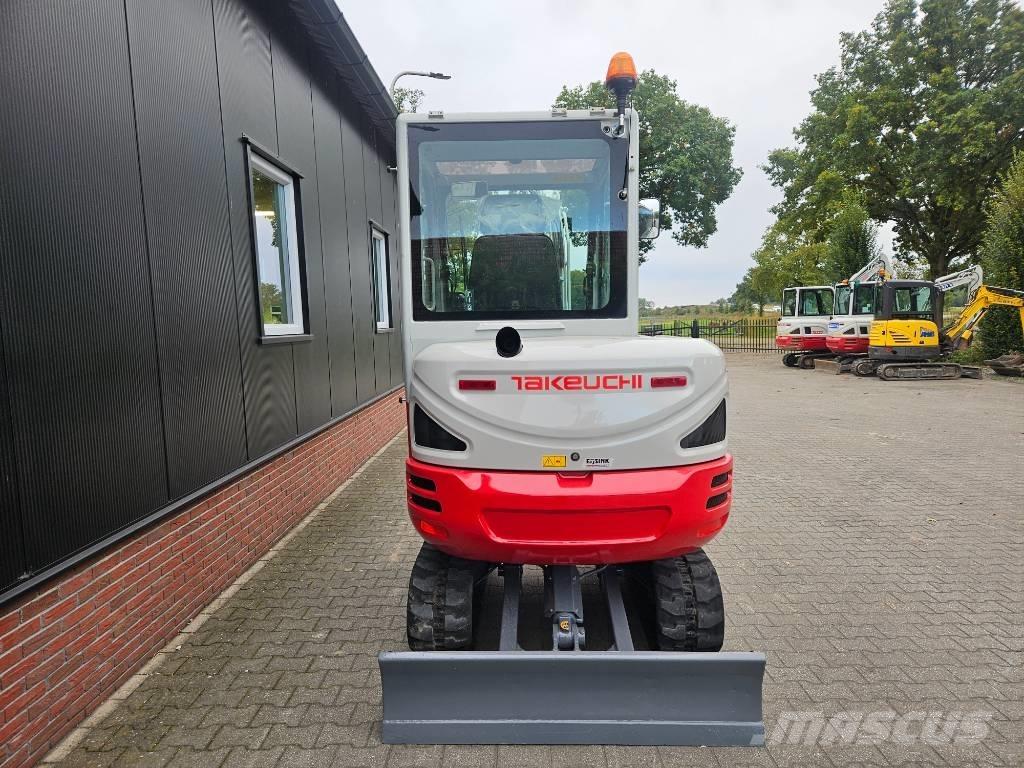 Takeuchi TB 230 Minigraafmachines < 7t