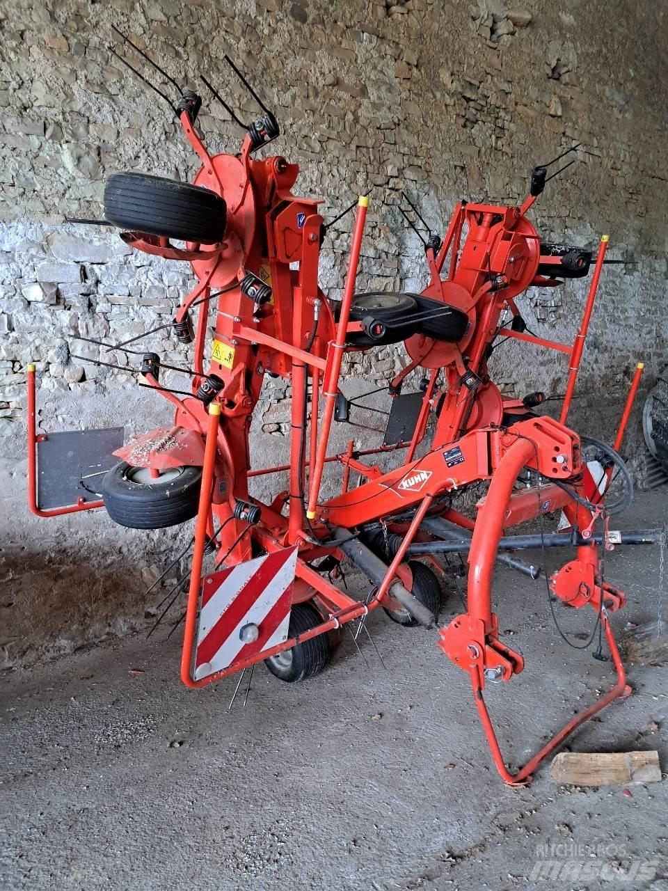 Kuhn GF7902 Schudders