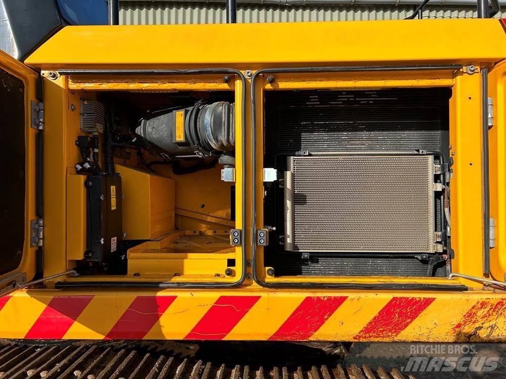JCB 220X Rupsgraafmachines