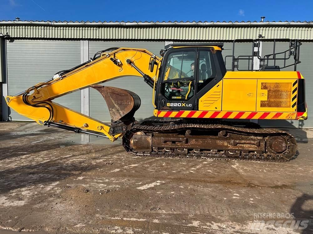 JCB 220X Rupsgraafmachines