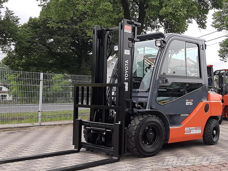 Toyota 02-8FGF25 LPG heftrucks