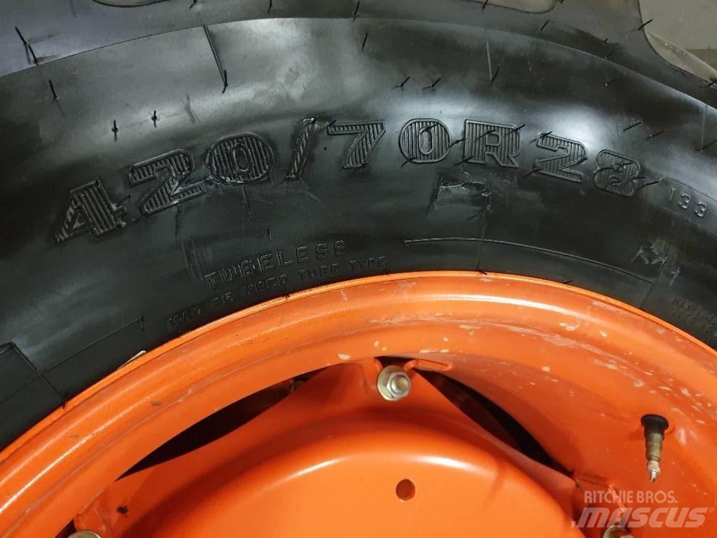 Kubota Hjul Overige accessoires voor tractoren
