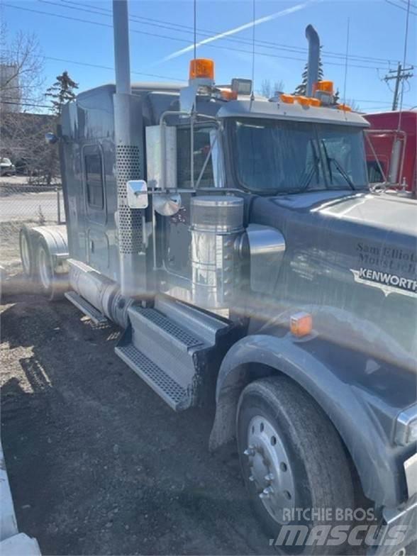 Kenworth W900 Trekkers