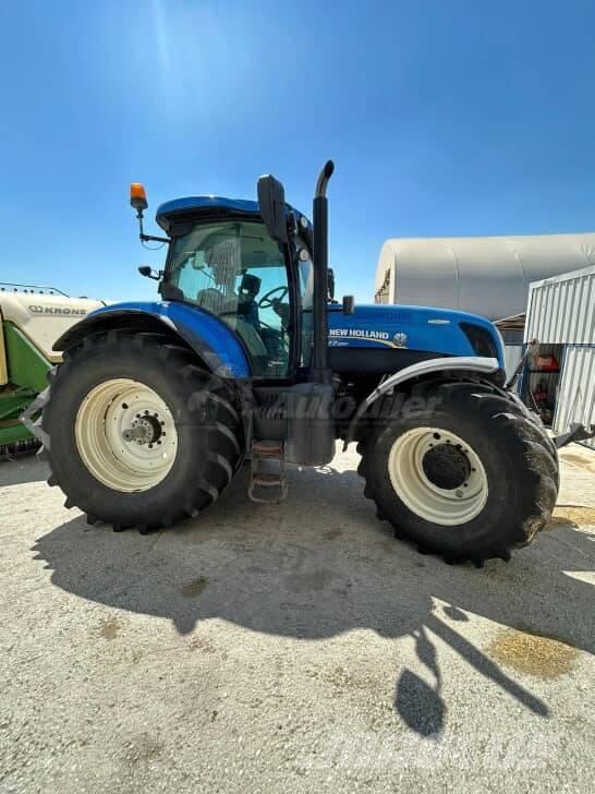 New Holland T7250 Tractoren