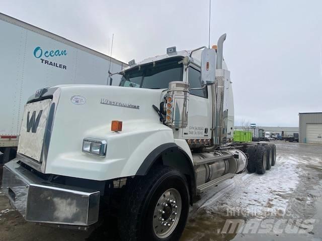 Western Star 4900SB Trekkers