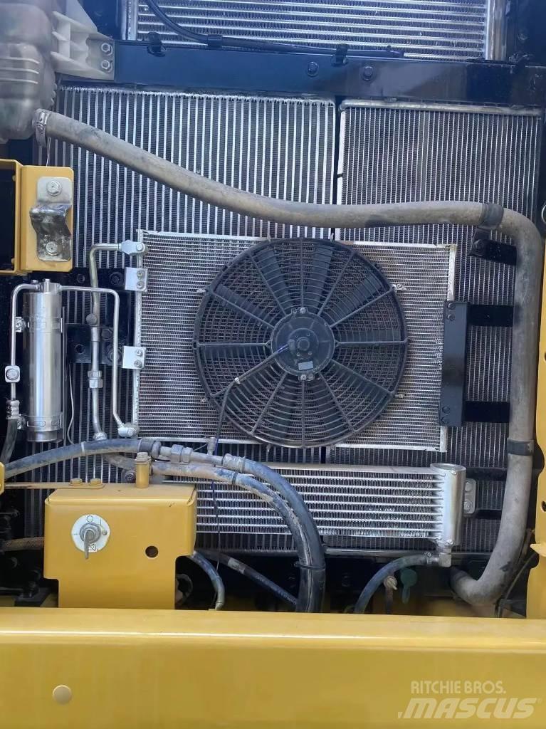 CAT 320GC Rupsgraafmachines