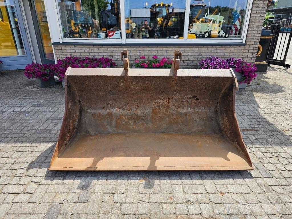 Beco Slotenbak Bakken