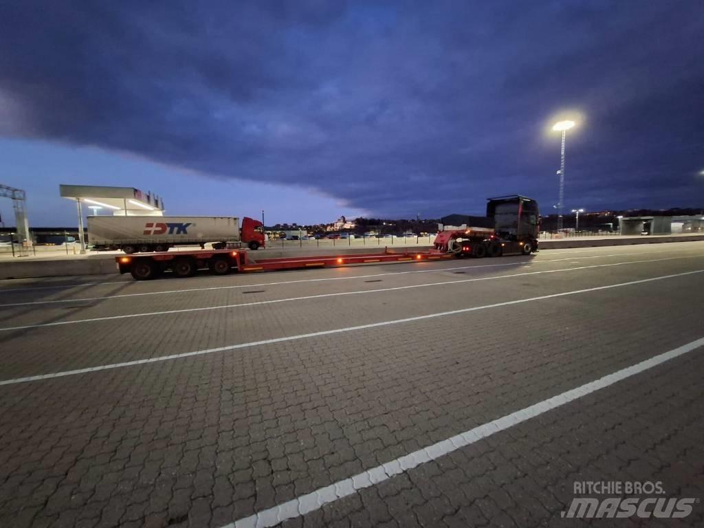 Scania R 560 Trekkers